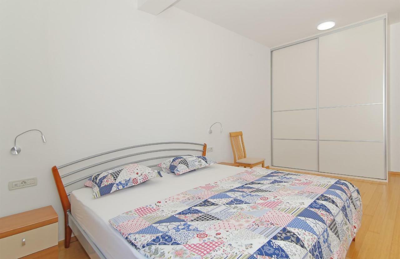 Апартаменты Abelia, Two Terraces, Hot Tub, Free Parking Дубровник Экстерьер фото